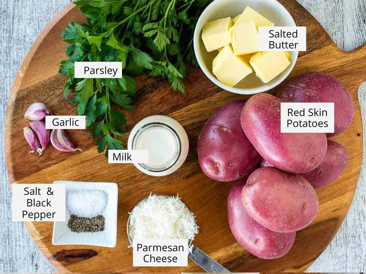 Ingredients for this mashed potatoes recipe.