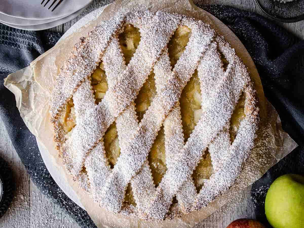 Overhead view of a tart with a lattice top.